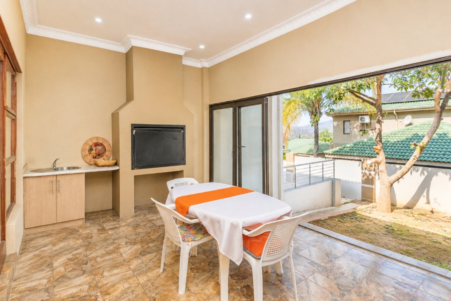 4 Bedroom Property for Sale in Kosmos Ridge North West